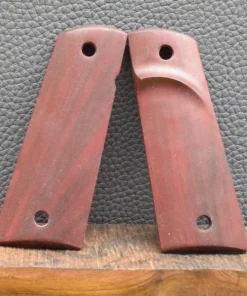 Colt 1911 Holzgriffschale, Ausführung 25, Standard, glatt, rötlich, Nußbaum, Neu