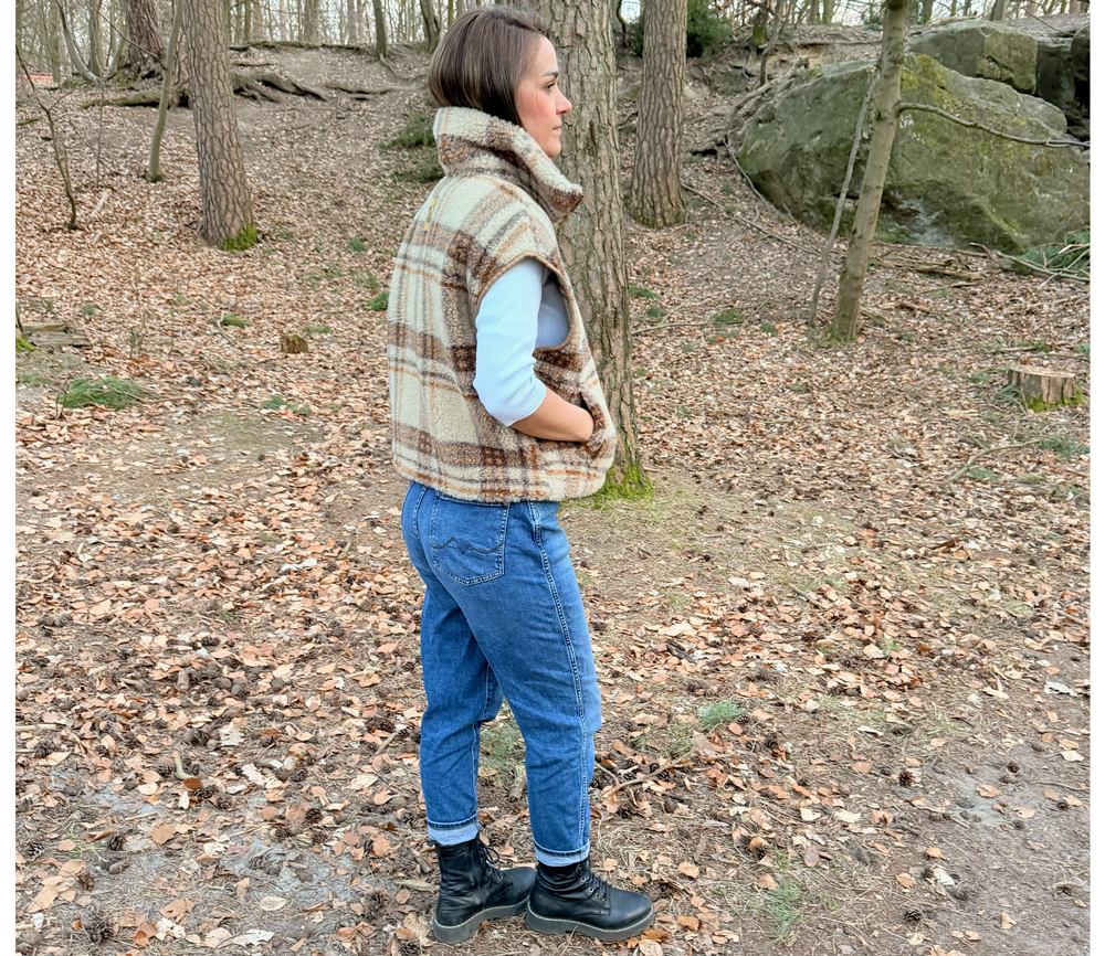 Alwero – Weste „ISLA“ Scotch Beige, Biowolle Ultra Light – Bild 3