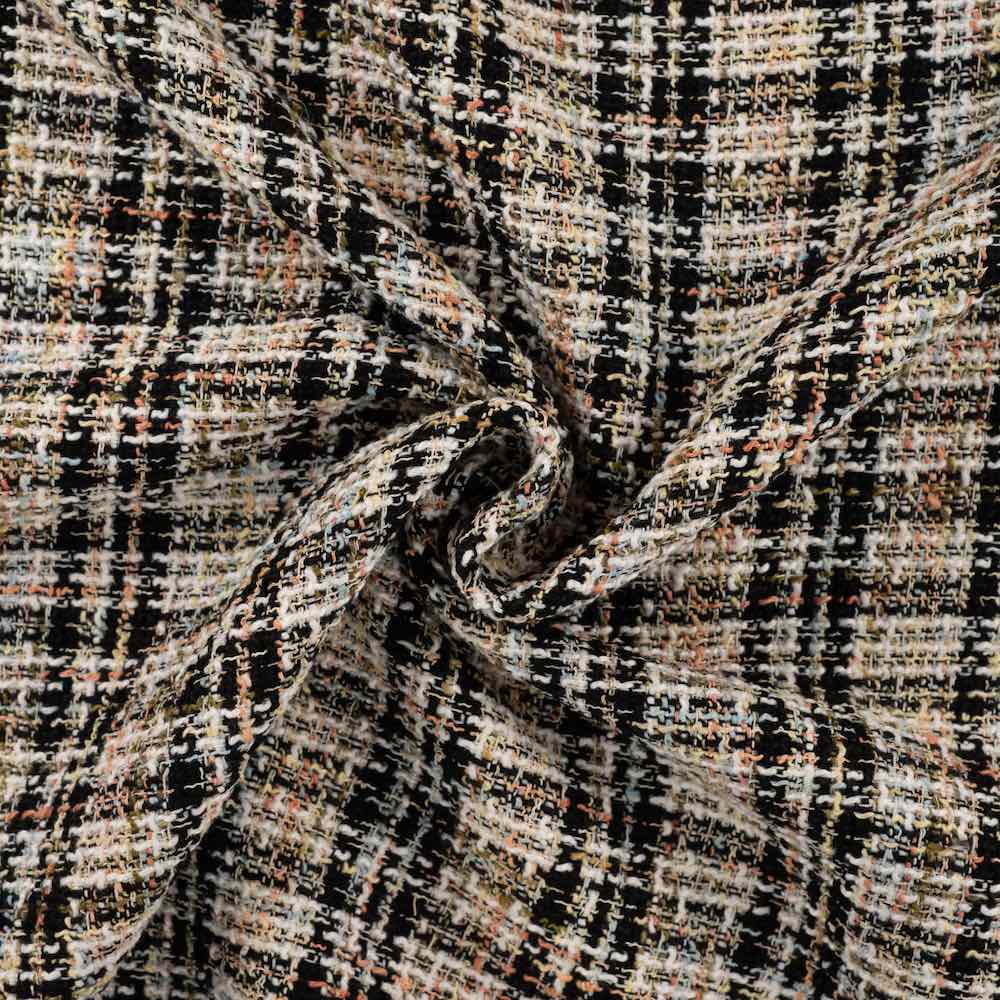 Trendiger Boucle – Karo Beige