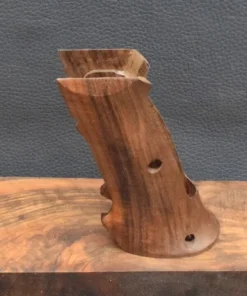 Brünner CZ75/85B Targetgriff, Ausführung 31, Nußbaum Maßerholz HK3