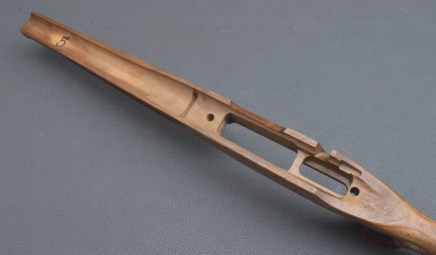 Remington 700, Jagd-Lochschaft, Nußbaum , bayr. Backe, Neuware – Bild 3