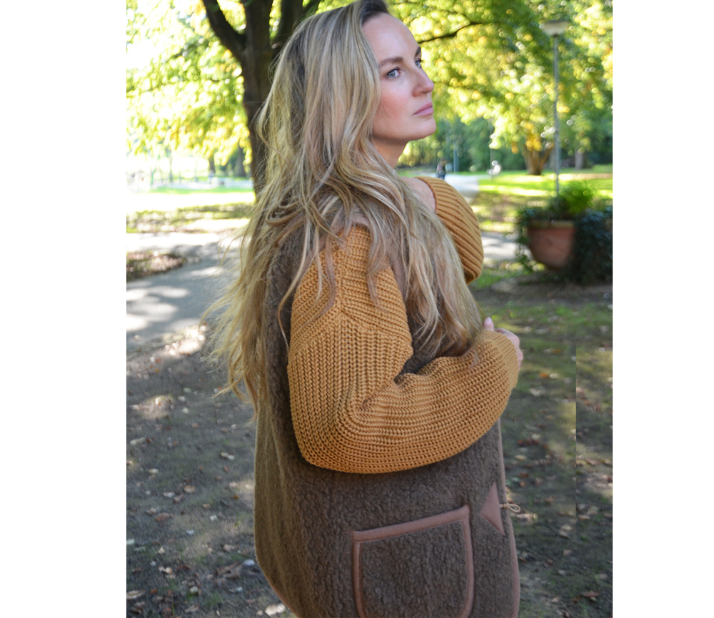 Alwero – Bodywarmer „Alpen“ Adult, Biowolle, BARK, Unisex – Bild 3