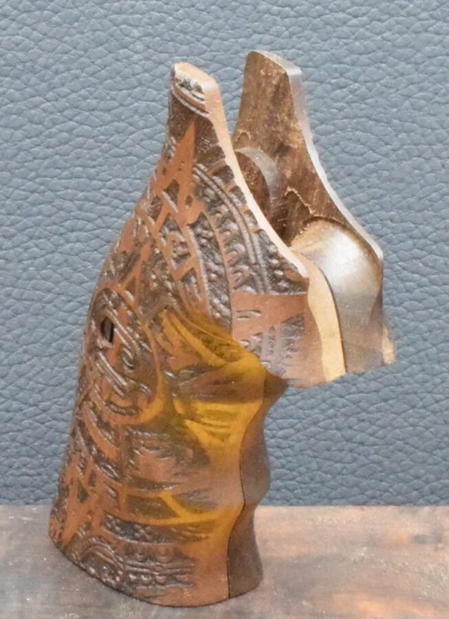 Smith &Wesson K-L Frame, Ausführung 17, Maori, squarebutt, Nußbaum – Bild 4