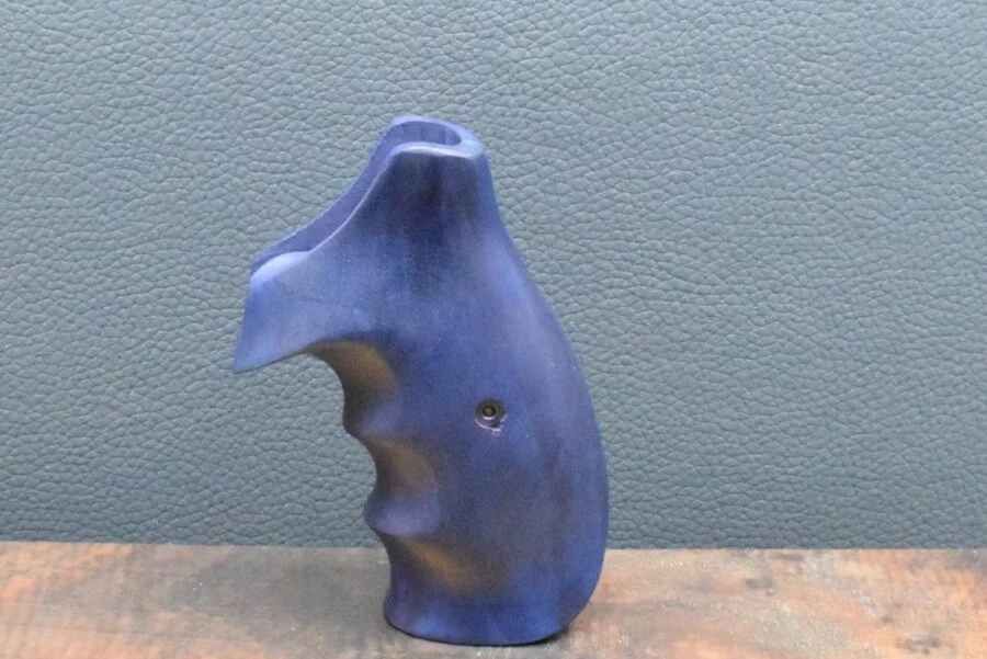 Smith &Wesson N-Frame, Ausführung 6, glatt, bläulich, Nußbaum – Bild 2