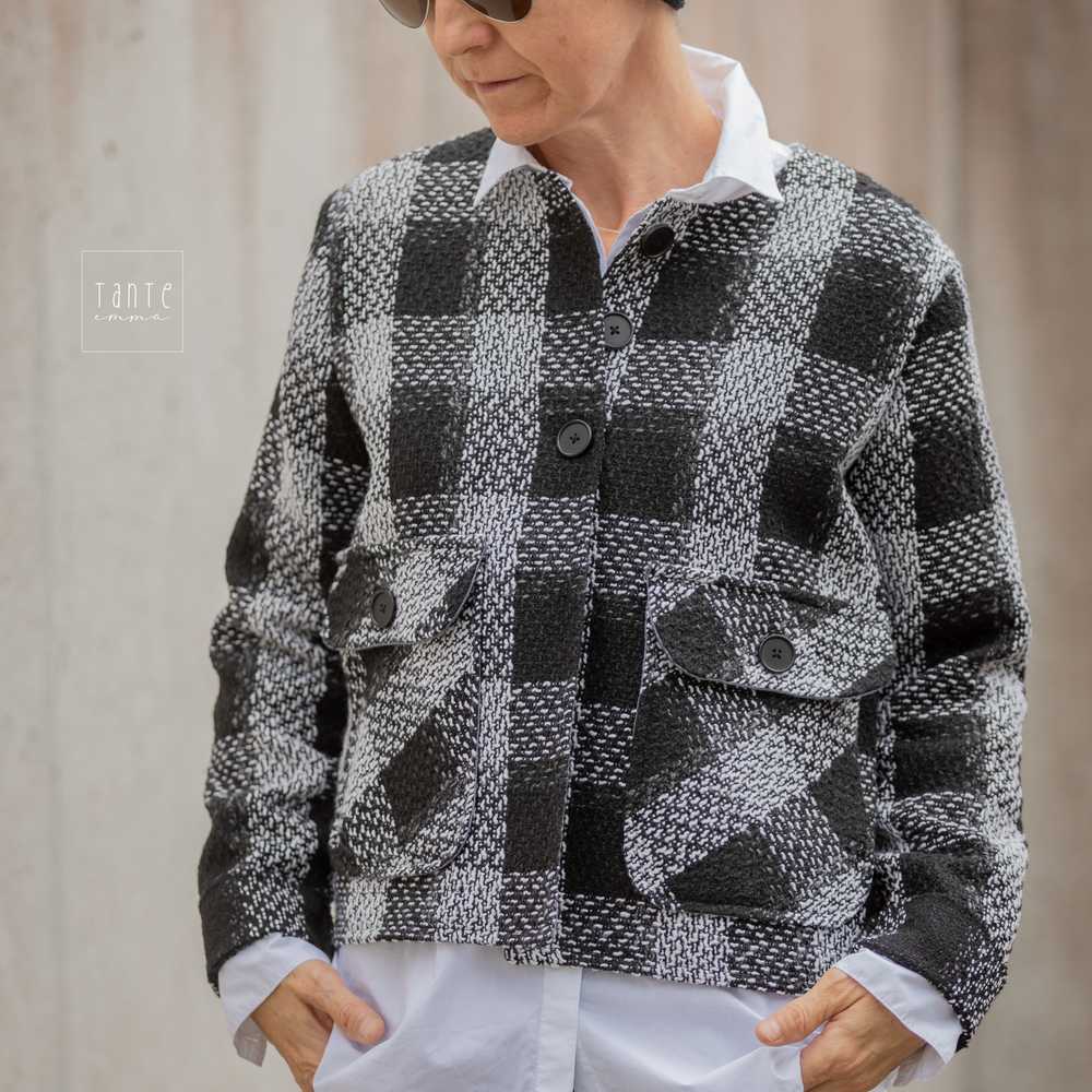 Trendiger Boucle – Karo Beige – Bild 7