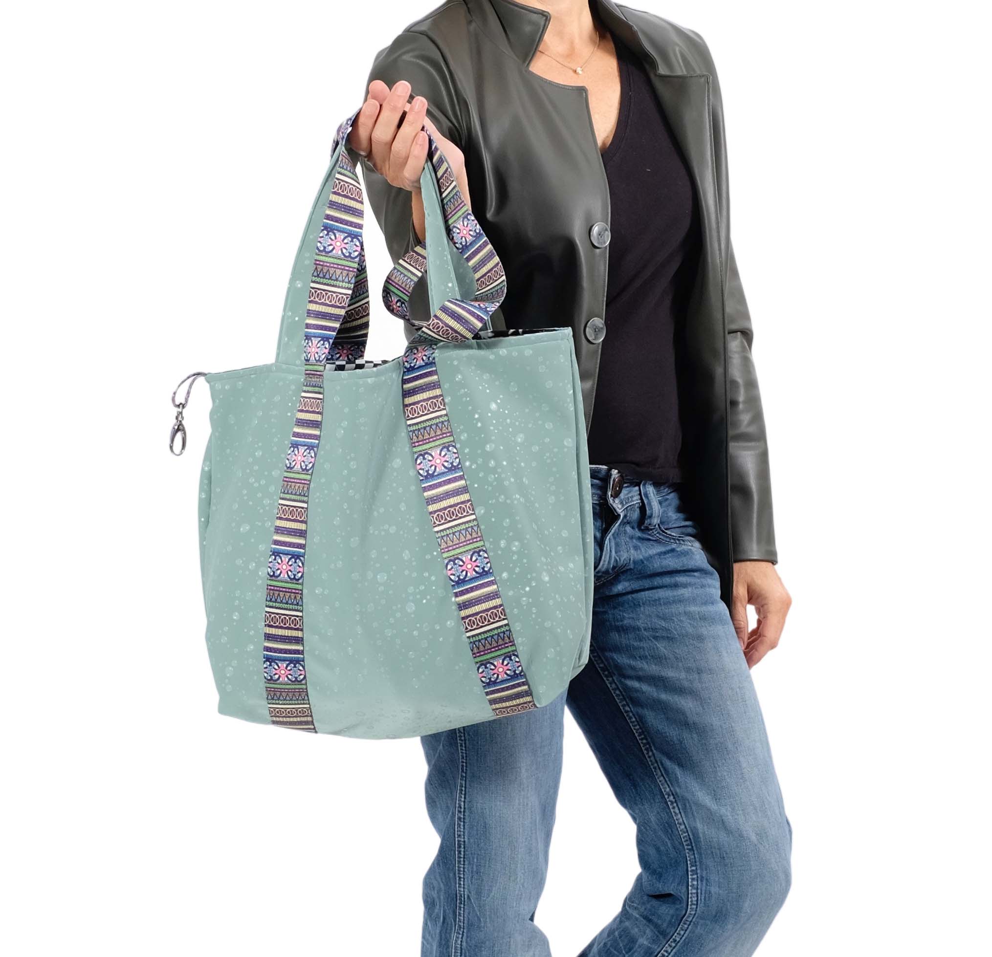 Softshell, Regentropfen auf Oliv – Bild 3