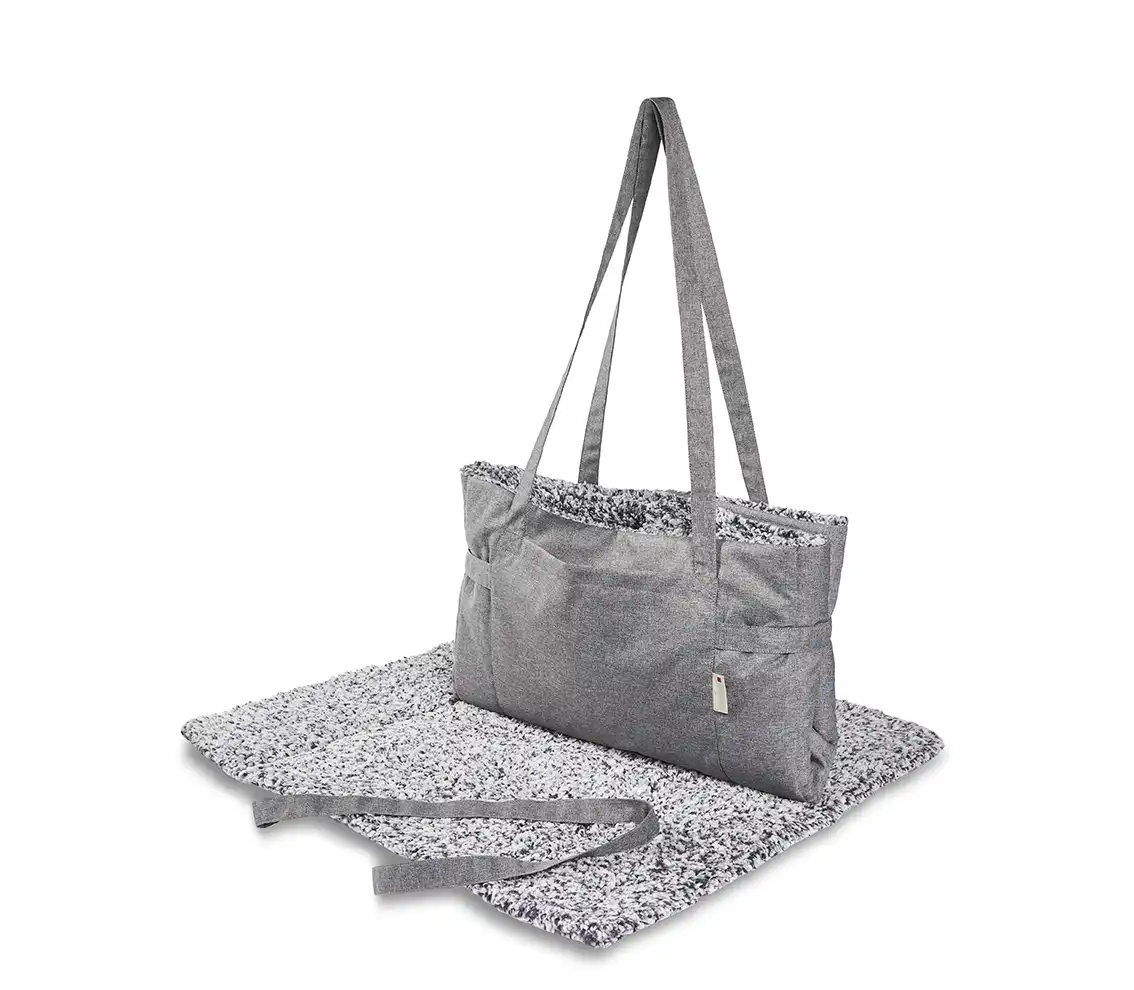 Wolters Reisebett als praktische Umhängetasche „Sweet Dreams“, OEKO-TEX®-zertifiziertes Material, 40° waschbar, kuschelweich, wasserabweisende Unterseite (120x70cm) – Bild 2