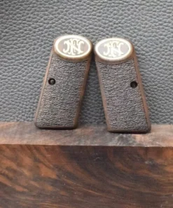 FN 1922 short, Modell, punziert, FN Emblem Messing, Walnuss, Neuware zum Sonderpreis!