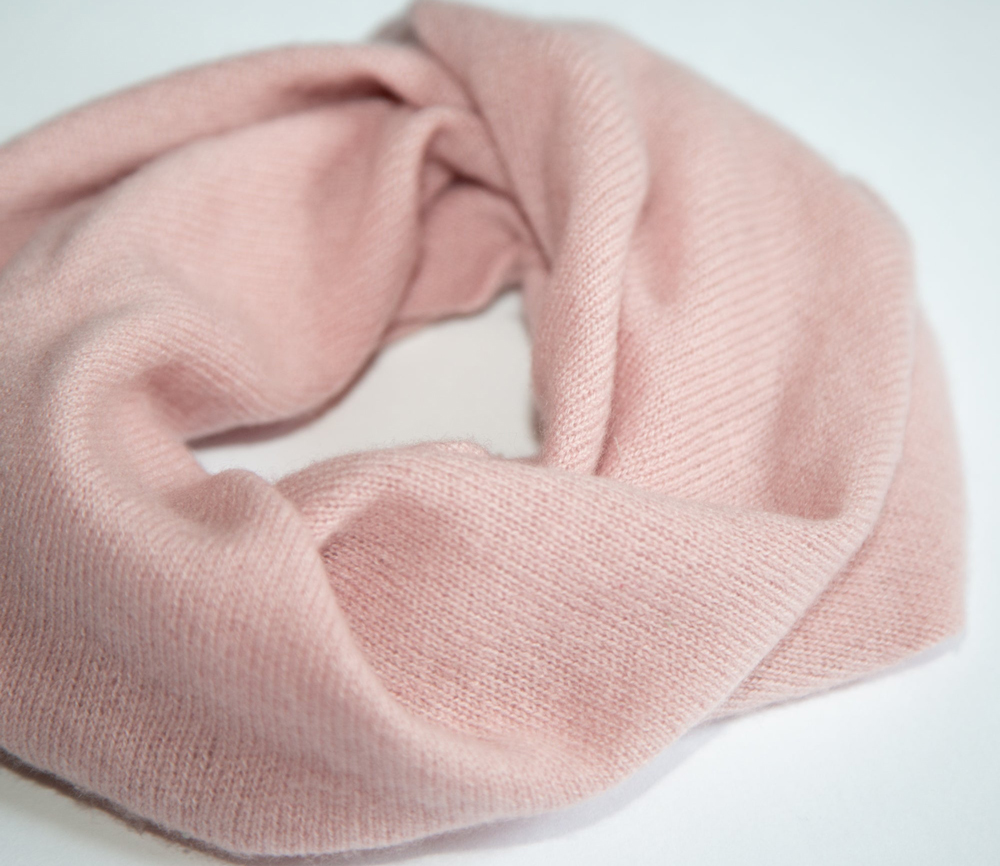 Papa Lobster – Rundschal Kids/Teens, ‚NIKI‘, cameo rose, Kaschmir – Bild 4