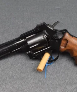 Luger / HS-Schmidt, Kaliber 32 S&W long, Revolver, 3″ Lauf, Holzgriff, neuwertig