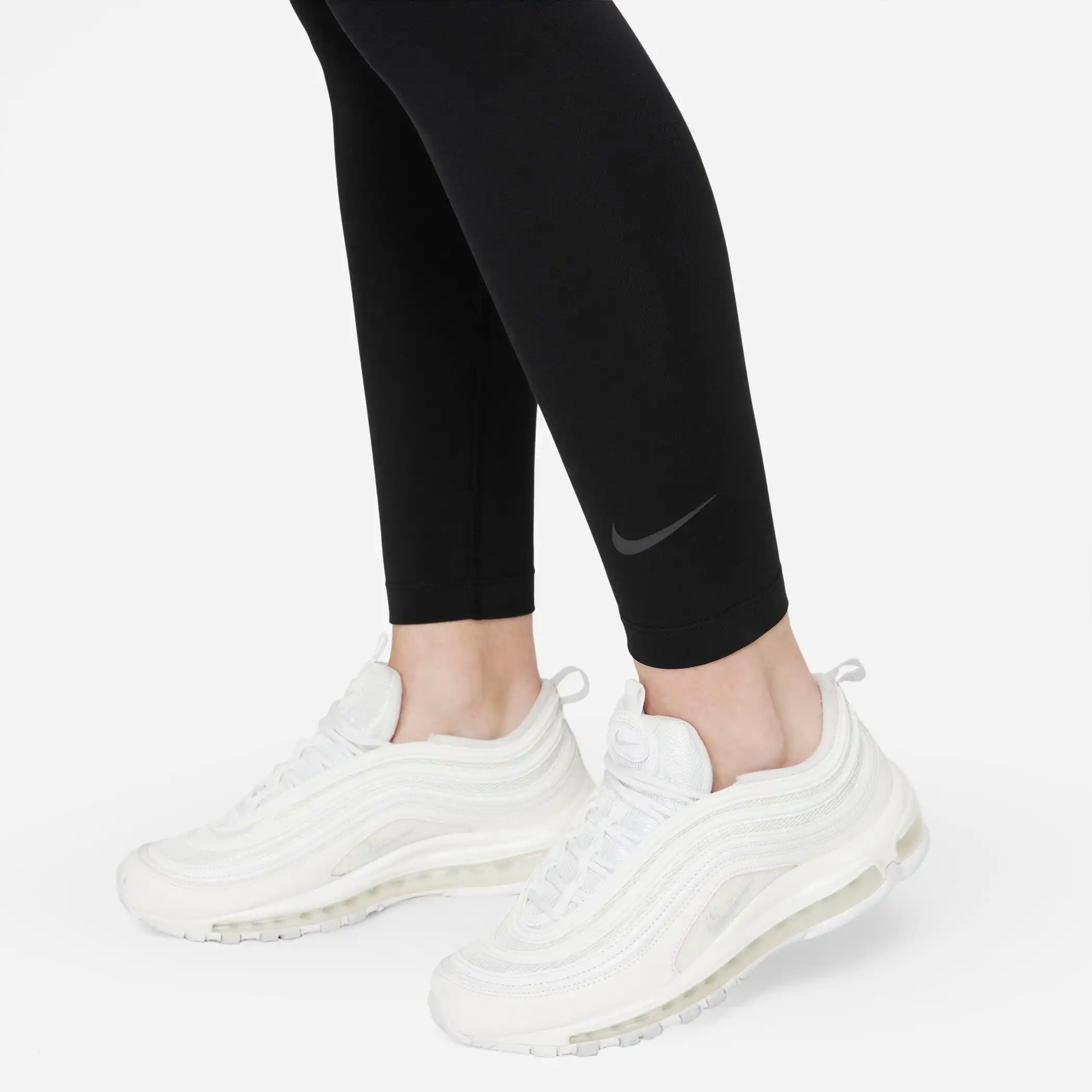 NIKE SPORTSWEAR CLUB WOMEN'S H BLACK – Bild 5